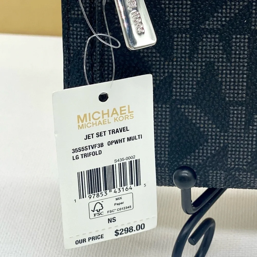 Michael Kors Jet Set Large Signature Logo TriFold Wallet